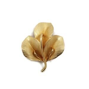 Vintage Viola Brooch Textured Leaves 3D Stem 1/20 12K Gold Filled Signed